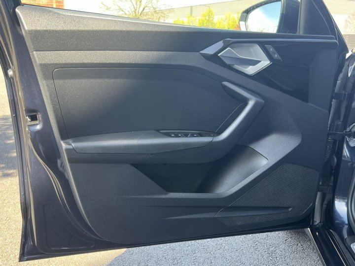Audi A1 Sportback — photo 7