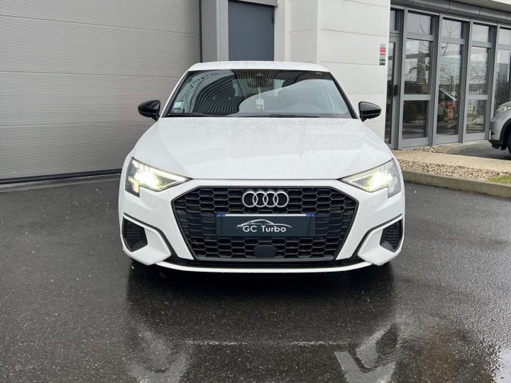 Audi A3 Sportback — photo 2