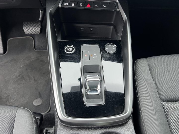Audi A3 Sportback — photo 11