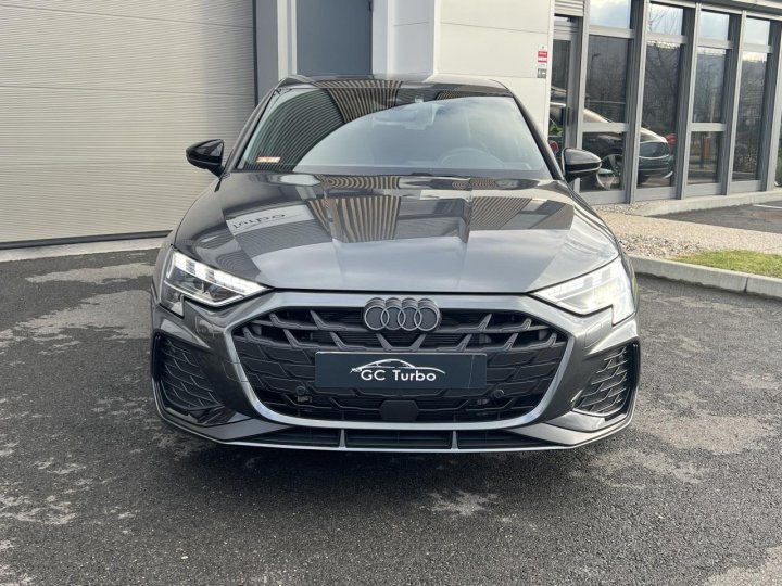 Audi A3 Sportback — photo 2