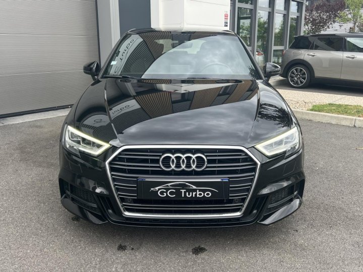 Audi A3 Sportback — photo 2
