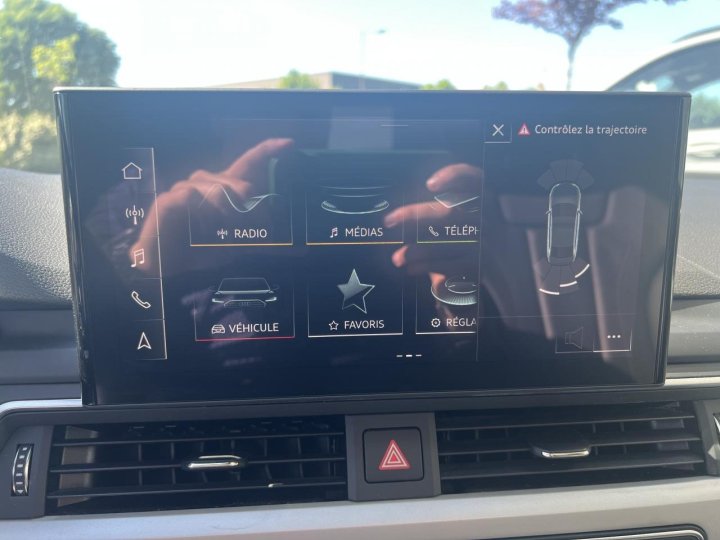 Audi A4 — photo 10