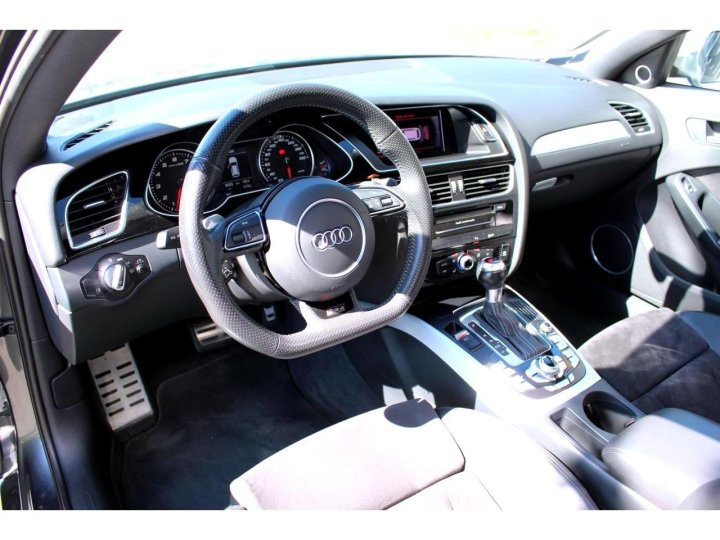 Audi RS4 Avant — photo 8