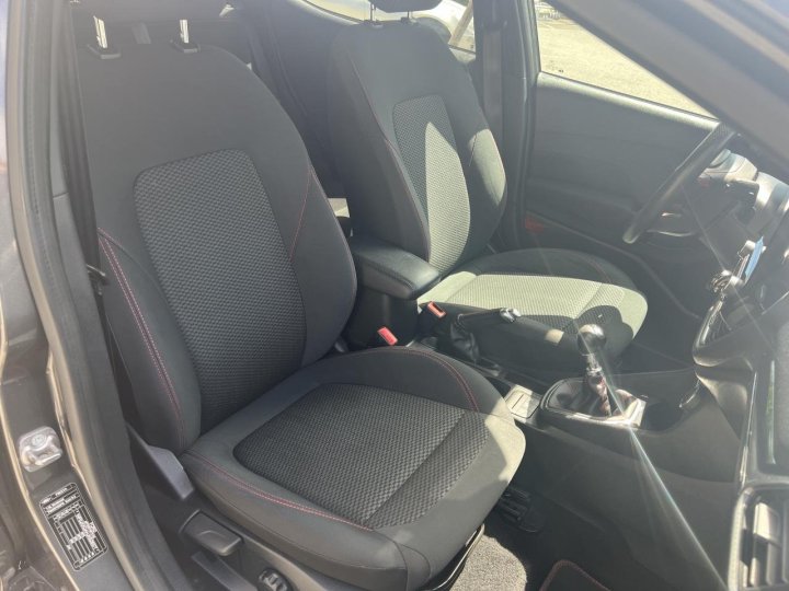 Ford Fiesta — photo 13