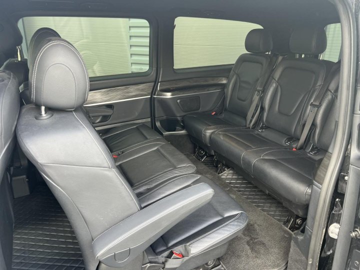 Mercedes-Benz Classe V — photo 11