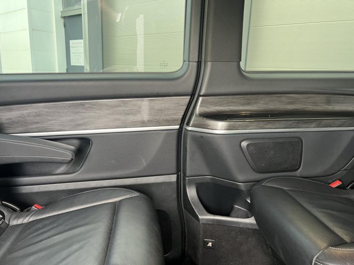 Mercedes-Benz Classe V — photo 14