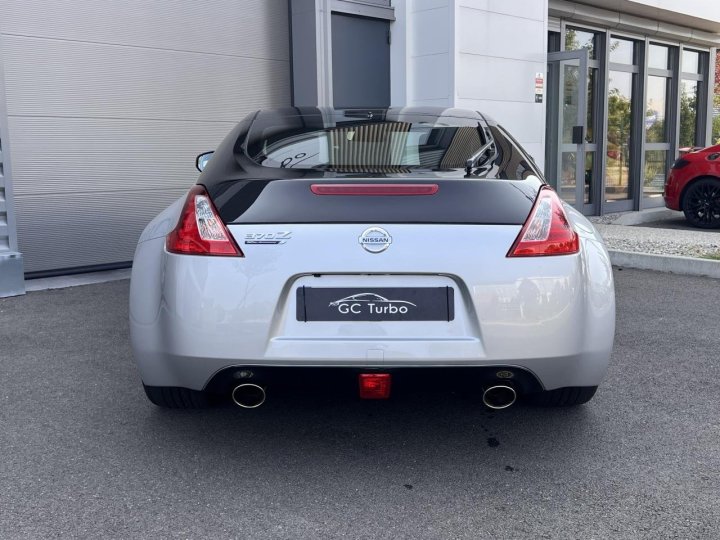 Nissan 370Z — photo 5