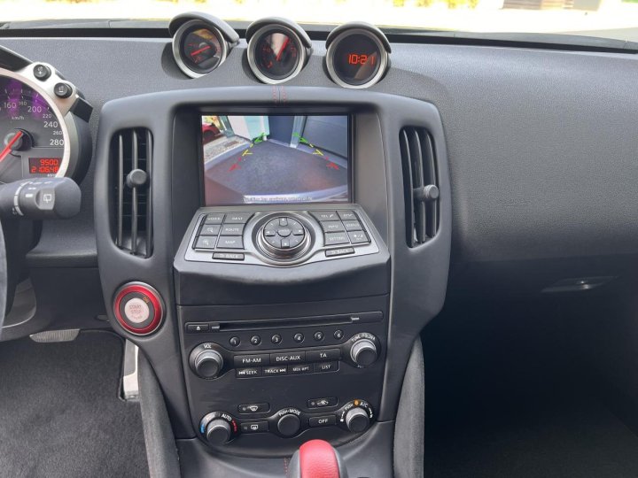 Nissan 370Z — photo 14