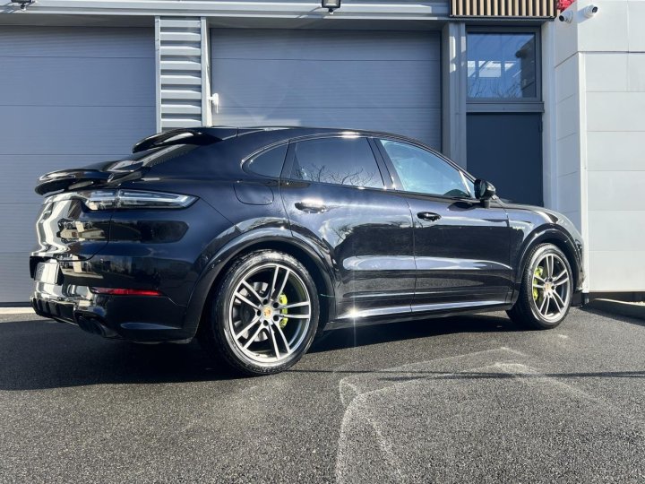 Porsche Cayenne Coupé — photo 4