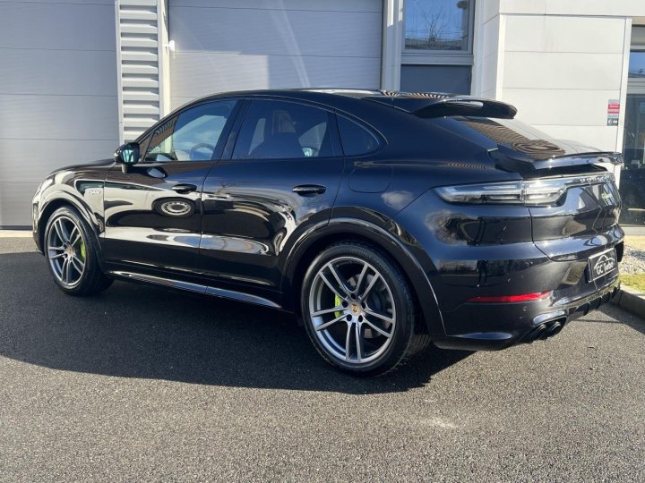 Porsche Cayenne Coupé — photo 6