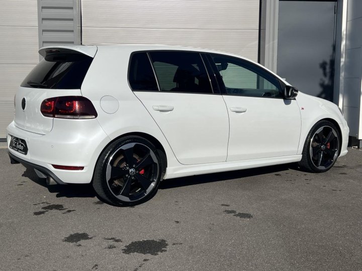 Volkswagen Golf VI GTI — photo 4