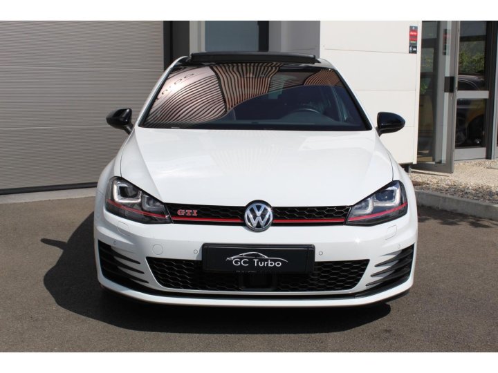Volkswagen Golf VII GTI — photo 2