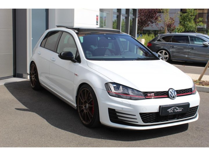 Volkswagen Golf VII GTI — photo 3