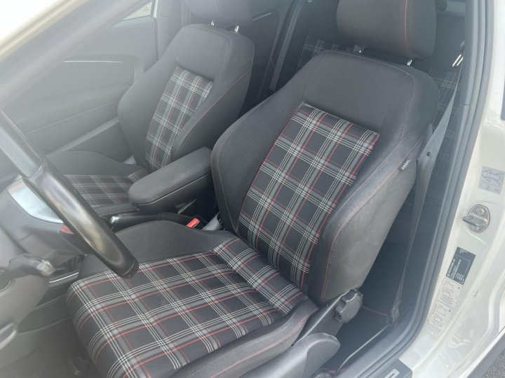 Volkswagen Polo GTI — photo 12
