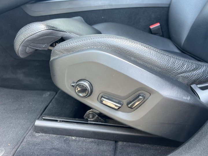 Volvo XC60 — photo 14